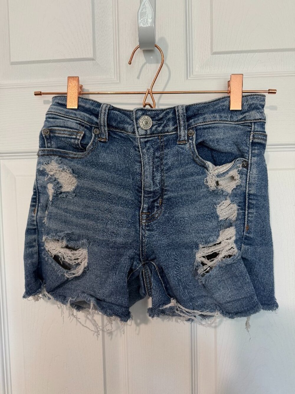 American Eagle Next Level Stretch Distressed Denim Shorts Size 2